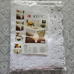 NWT Table Cloth Table Cover Lace European Elegant Embroidered Dining 140x200 cm